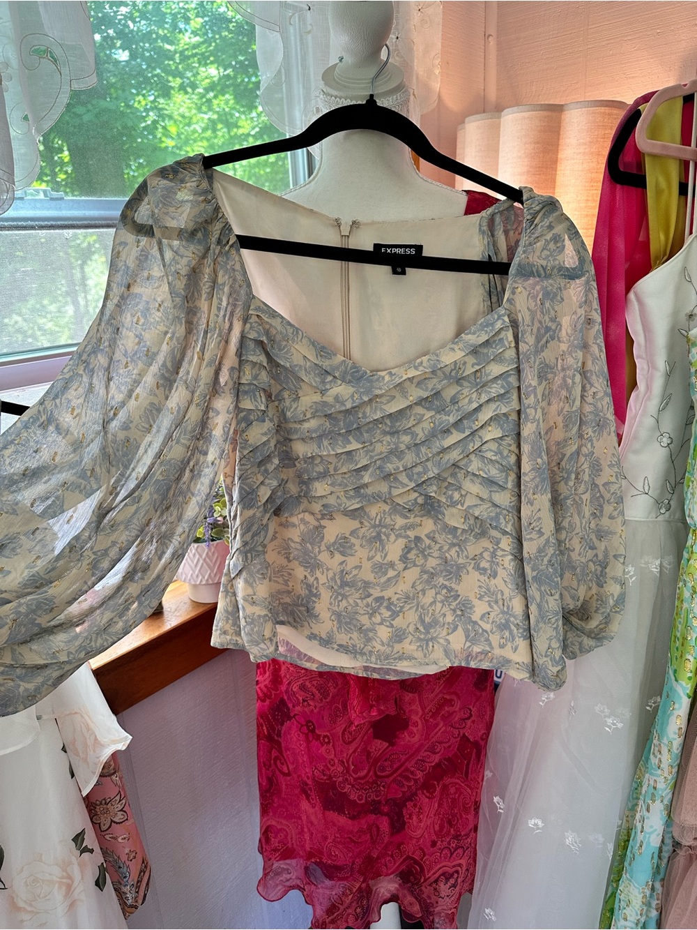 Express Light Blue Floral Puff-Sleeve Blouse
